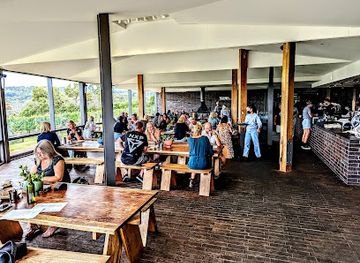 australia/high-country/restaurant/rare-hare-wine-food-store