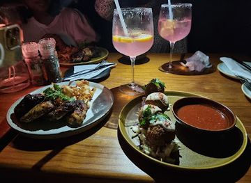 south-africa/east-london/restaurant/cantina-and-craft