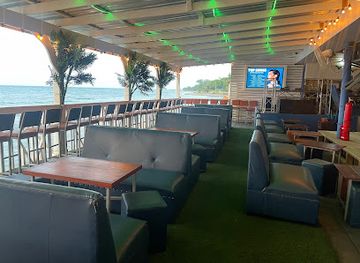 honduras/la-ceiba/restaurant/santo-domingo