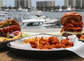 florida/panhandle/restaurant/brotula-s-seafood-house-steamer