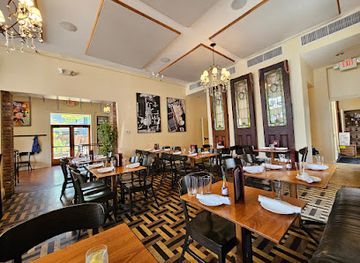 kentucky/louisville/restaurant/lou-lou-on-market