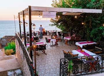 montenegro/ulcinj/restaurant/nautica-restaurant