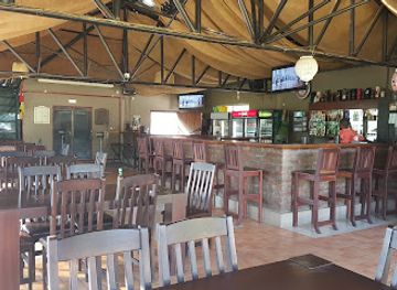 mozambique/tete-province/restaurant/buluzi-boutique
