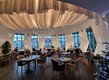 czechia/bohemian-paradise/restaurant/tancici-dum-ginger-fred-restaurant