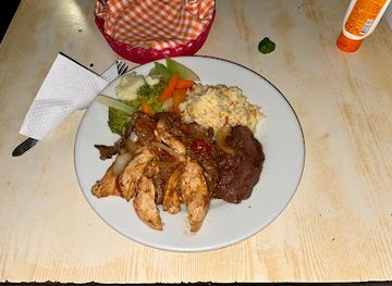 guatemala/tikal-national-park/restaurant/comedor-imperio-maya