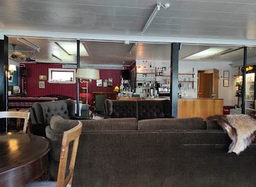 faroe-islands/miovagur/restaurant/cafein-a-molini