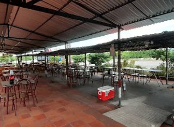 paraguay/yataity/restaurant/la-estacion-restaurant-turistico-sapucai
