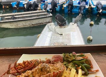 ecuador/puerto-ayora/restaurant/restaurante-red-tuna