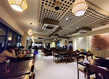 bangladesh/dhaka/dhanmondi/restaurant/sabroso-live