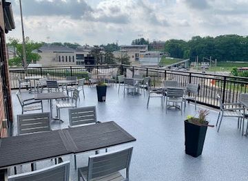 michigan/southwest-michigan/restaurant/university-roadhouse