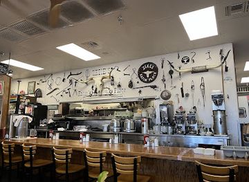 arizona/yavapai-county/restaurant/zeke-s-eatin-place