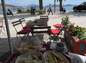 albania/saranda-region/restaurant/sophra-restaurant-saranda-traditional-albanian-cuisine