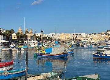 malta/marsaxlokk-fishing-village/restaurant/mr-fitz