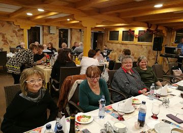 hungary/tatabanya/restaurant/troszti-club-etterem