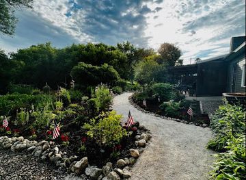 wisconsin/kettle-moraine-state-forest/restaurant/kettle-moraine-supper-club