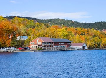 maine/moosehead-lake/restaurant/kelly-s-landing