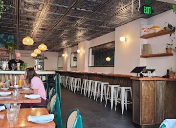 maine/portland/restaurant/crispy-gai