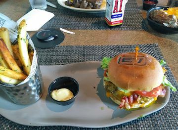 michigan/grand-rapids/restaurant/kitchen-67