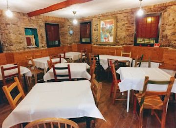 slovenia/skofja-loka/restaurant/pr-pepet