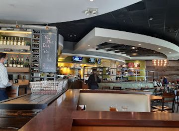 california/anaheim/restaurant/california-pizza-kitchen-at-anaheim-garden-walk