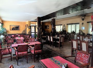 bosnia-and-herzegovina/bosnian-podrinje-canton/restaurant/restoran-antik