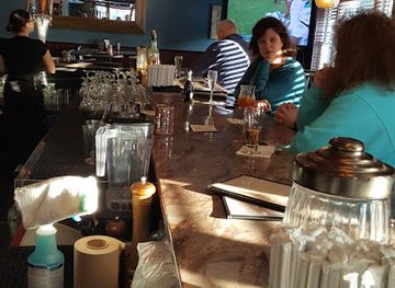 rhode-island/narragansett-beach/restaurant/arturo-joe-s