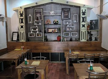 india/guwahati/fancy-bazaar/restaurant/naga-food-court