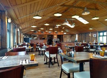 iceland/east-fjords/restaurant/pakkhus-restaurant