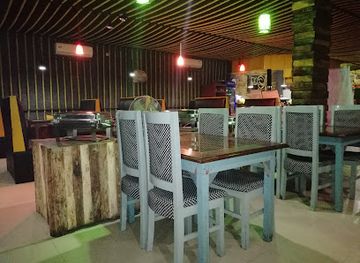 bangladesh/madhupur-tract/restaurant/full-stop-lounge-restaurant
