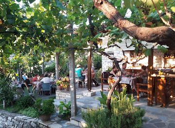 albania/mallakastra/restaurant/lorenc-secret-garden-restaurant-bar