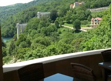 azerbaijan/goygol-national-park/restaurant/restoran-araz