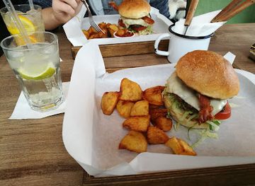 hungary/zalaegerszeg/restaurant/diszpinty-gasztro-bar