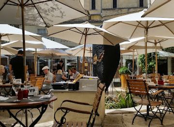 france/montpellier/historic-center/restaurant/les-bains-de-montpellier