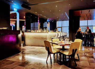 qatar/zekreet-beach/restaurant/stk-doha