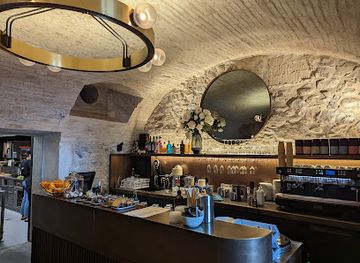 switzerland/thun/restaurant/falken-thun