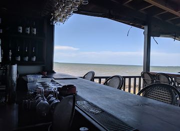 belize/glover-s-reef-atoll/restaurant/lucca