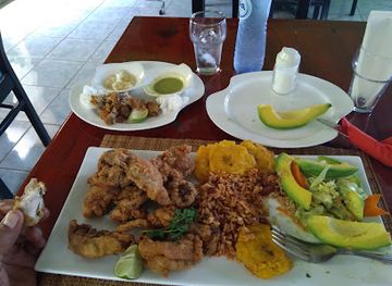 curacao/hato-caves/restaurant/la-roca