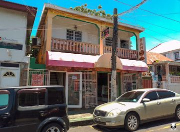 saint-kitts-and-nevis/old-road-town/restaurant/fancy-deli-delight