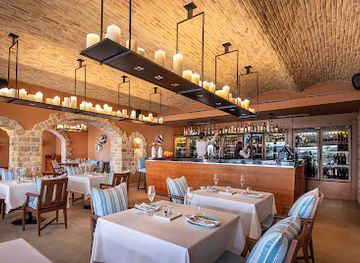 croatia/rovinj/restaurant/wine-vault