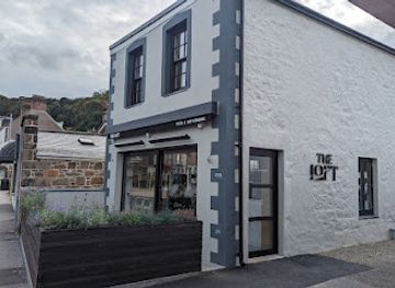 jersey/saint-clement/restaurant/the-loft