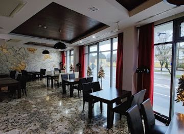 poland/bialystok/restaurant/savoy