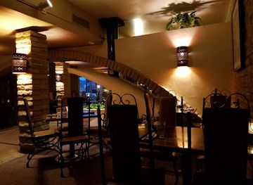 new-mexico/sangre-de-cristo-mountains/restaurant/los-arcos-steak-lobster