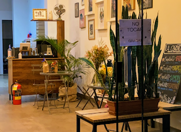 peru/huanuco/restaurant/la-curandera-emolientes