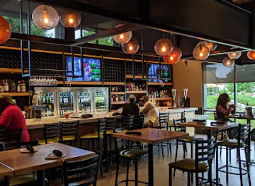 Cooper's Hawk Winery & Restaurant- Oak Lawn