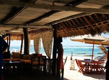 kenya/watamu/restaurant/kachawe-beach-watamu