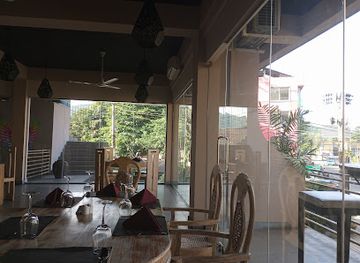 sri-lanka/ratnapura-district/restaurant/corundum-family-restaurant