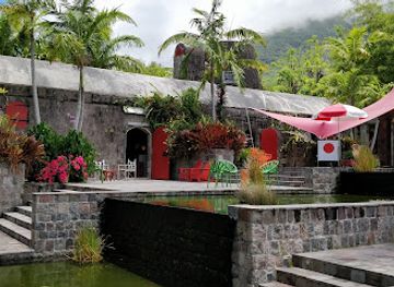 saint-kitts-and-nevis/saint-john-figtree-parish/restaurant/the-rocks
