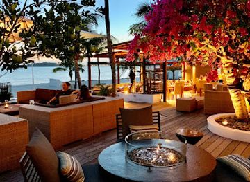 sint-maarten/cul-de-sac/restaurant/ocean-lounge-holland-house
