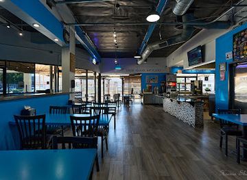 california/santa-clarita/restaurant/gyromania