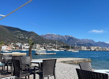 montenegro/perast/restaurant/big-ben